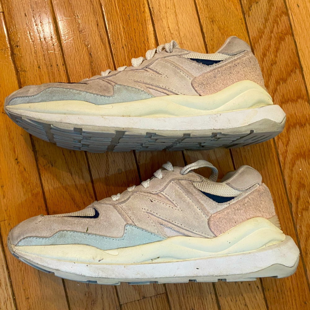 New Balance 57/40 'Sea Salt Vintage Rose' Women’s sz 9.5 - Men’s sz 8